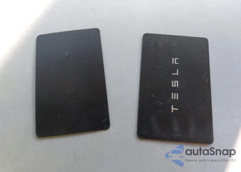 2023 Tesla Model Y Awd/Long Range Dual Motor All-Wheel Drive from USA, damaged, VIN 7SAYGDEE3PA039610